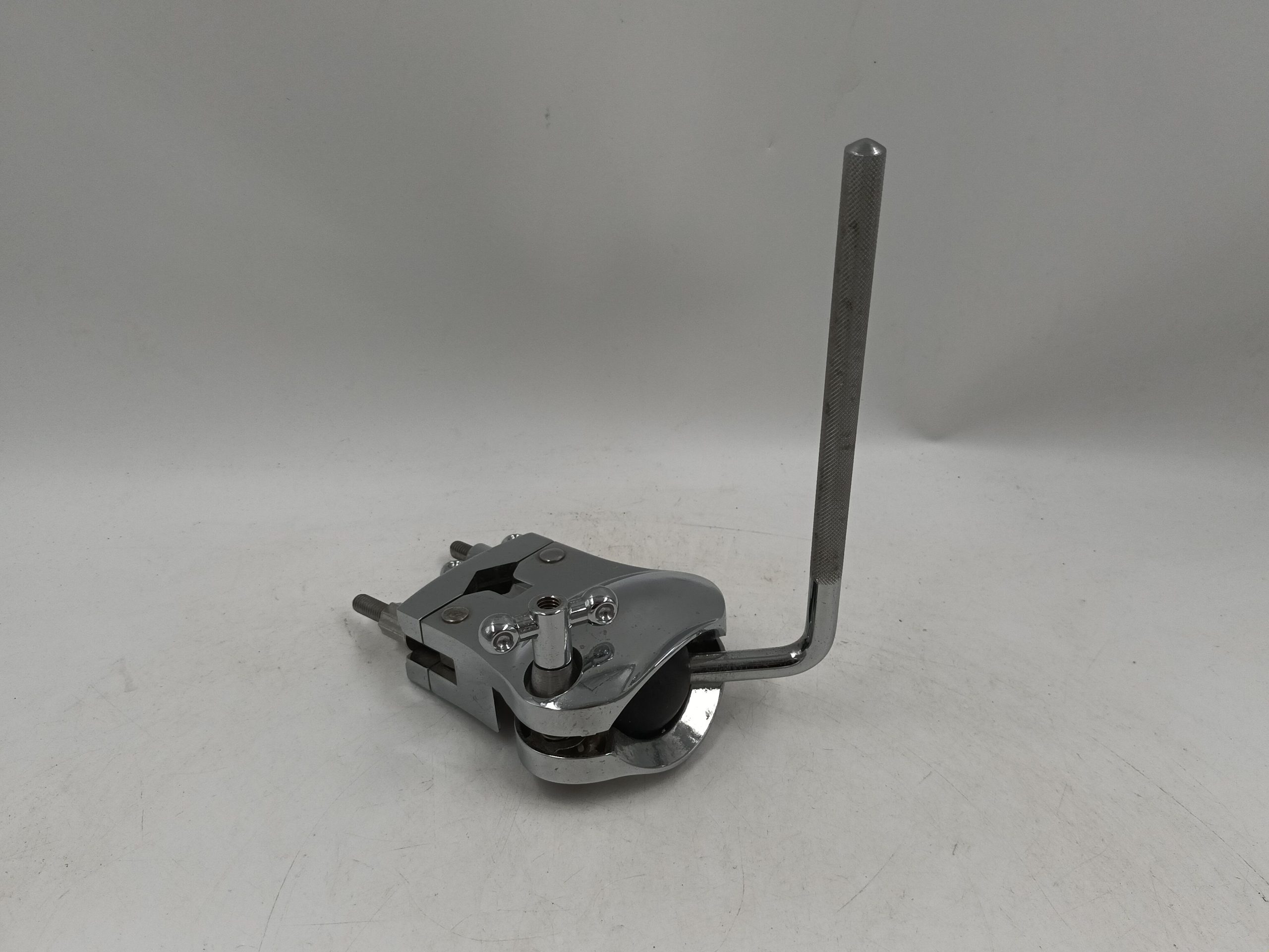 BigDog Tom Holder Hardware Clamp